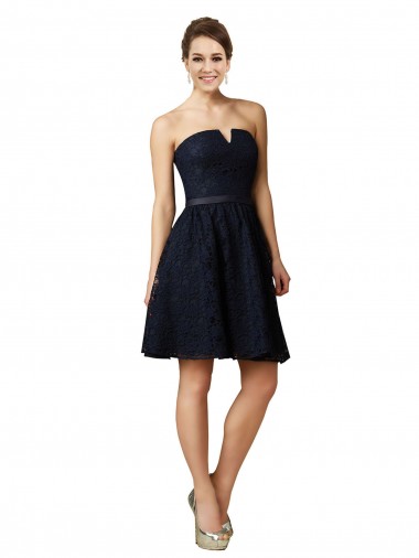 Bleu marine foncé Trapèze Col V Dentelle Courte Robes demoiselle d'honneur / Robes de cocktail à Vendre