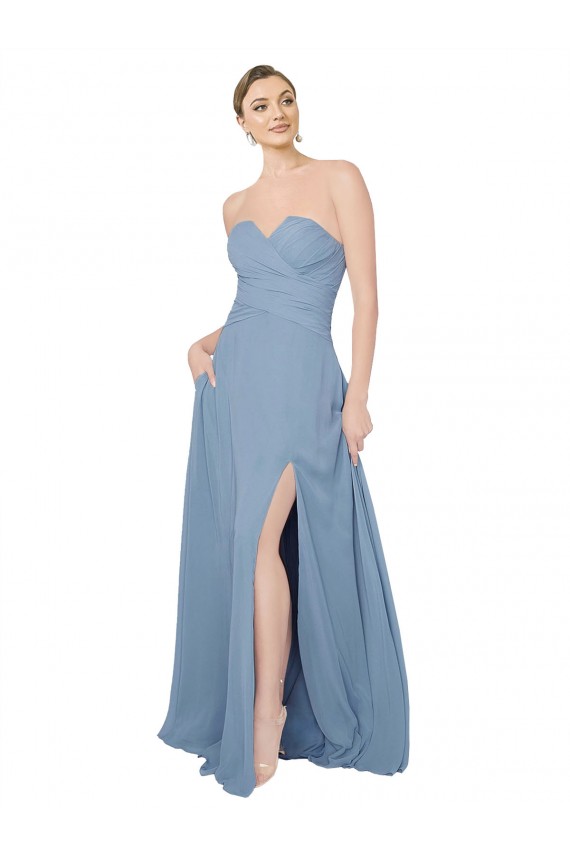 Bleu poussiéreux Trapèze Sans bretelle Mousseline Longue Robes demoiselle d'honneur à Vendre