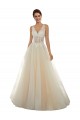 Ivoire & Champagne Trapèze Col V Tulle Dentelle Classique Robes de mariée à Vendre
