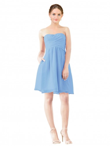 Periwinkle Trapèze Sans bretelle Mousseline Courte Robes demoiselle d'honneur / Robes de cocktail à Vendre