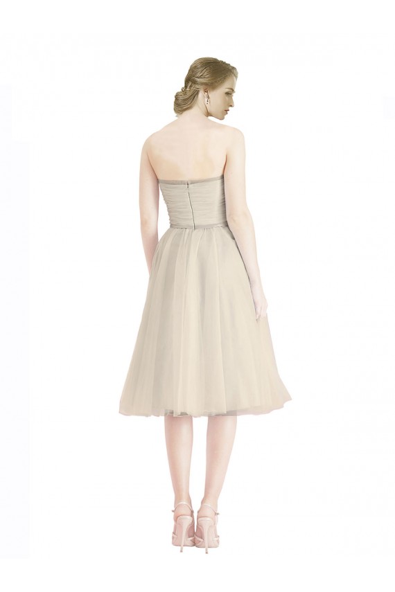 Trapèze Sans bretelle Tulle Courte Robes demoiselle d'honneur / Robes de cocktail à Vendre